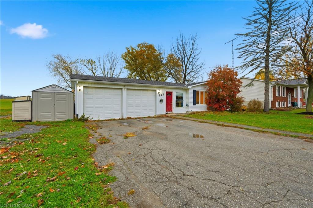 945 Regional Road 97, Puslinch, ON - Outdoor