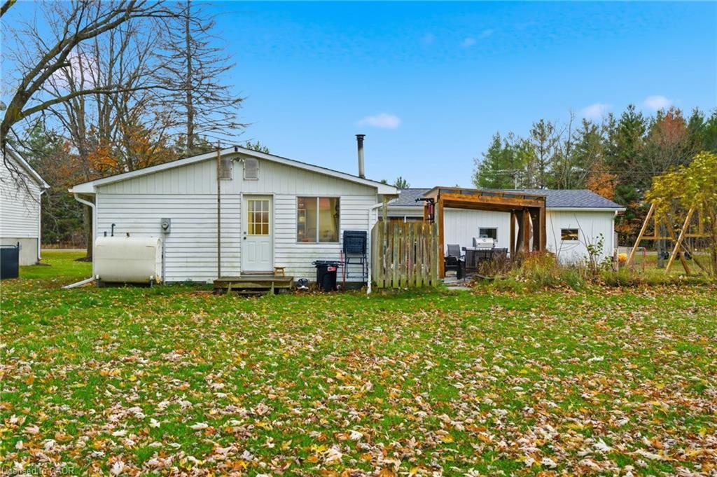 945 Regional Road 97, Puslinch, ON - Outdoor