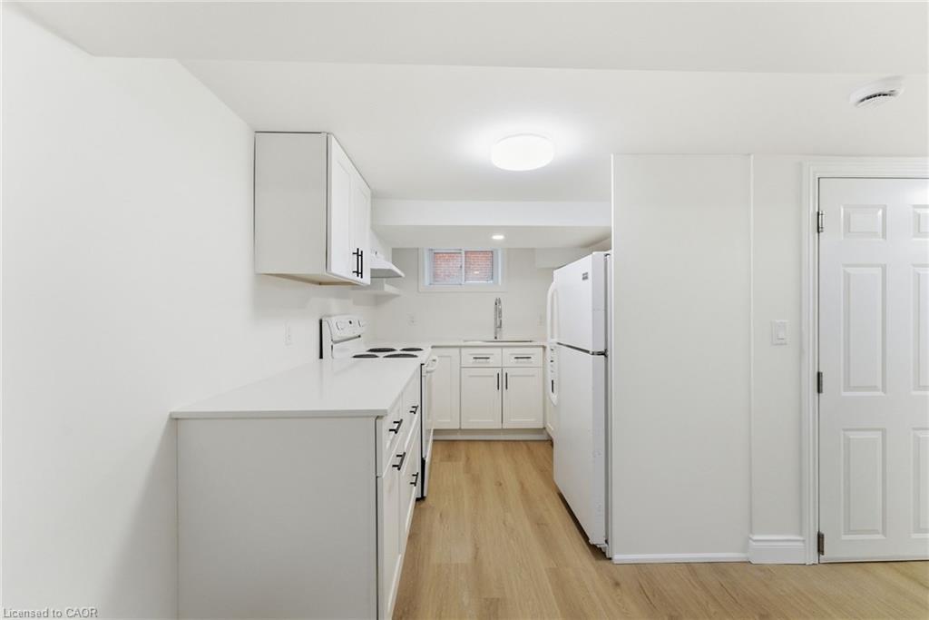 Basement-262 East 17Th Street, Hamilton, ON - Indoor Photo Showing Kitchen