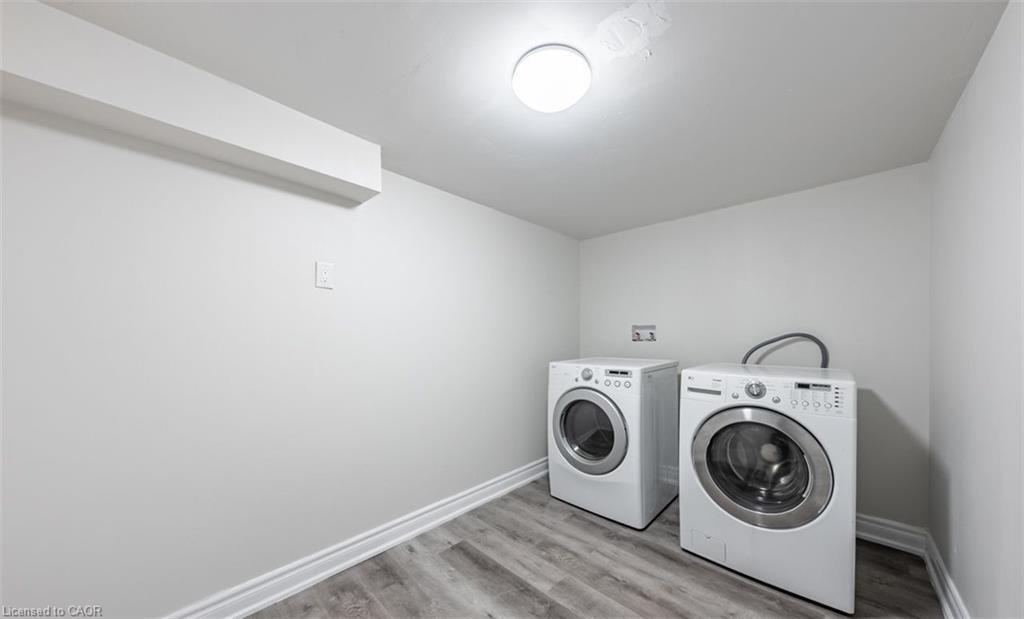 Lower-313 Ashbury Road, Oakville, ON - Indoor Photo Showing Laundry Room
