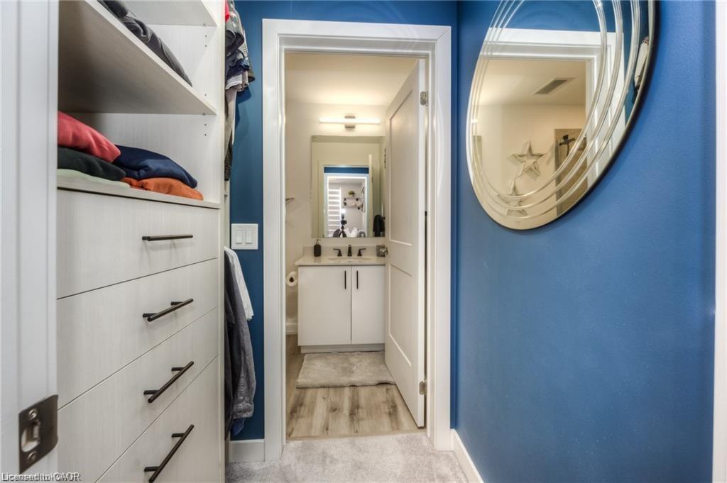 217-251 Northfield Drive E, Waterloo, ON - Indoor