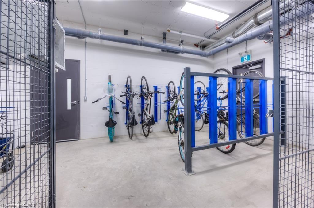 217-251 Northfield Drive E, Waterloo, ON - Indoor Photo Showing Garage