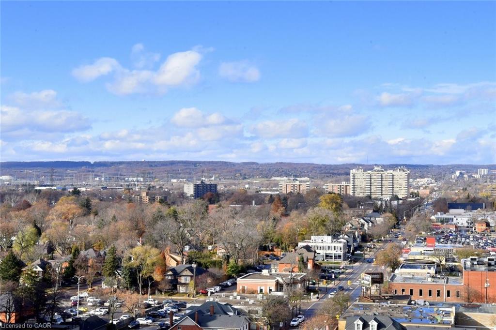 1301-2007 James Street, Burlington, ON - Outdoor With View