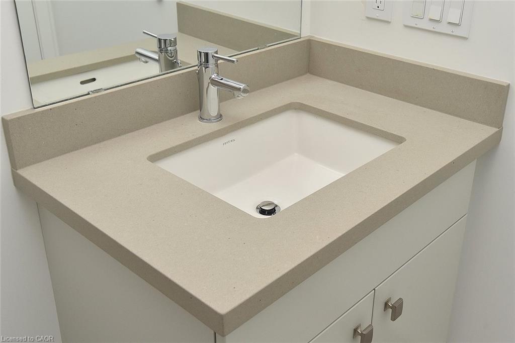 1301-2007 James Street, Burlington, ON - Indoor