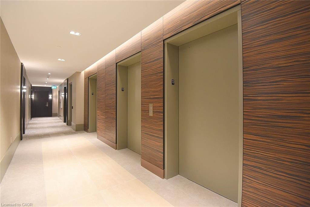 1301-2007 James Street, Burlington, ON - Indoor Photo Showing Other Room