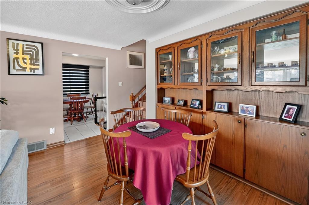 6186 Delta Drive, Niagara Falls, ON - Indoor Photo Showing Dining Room