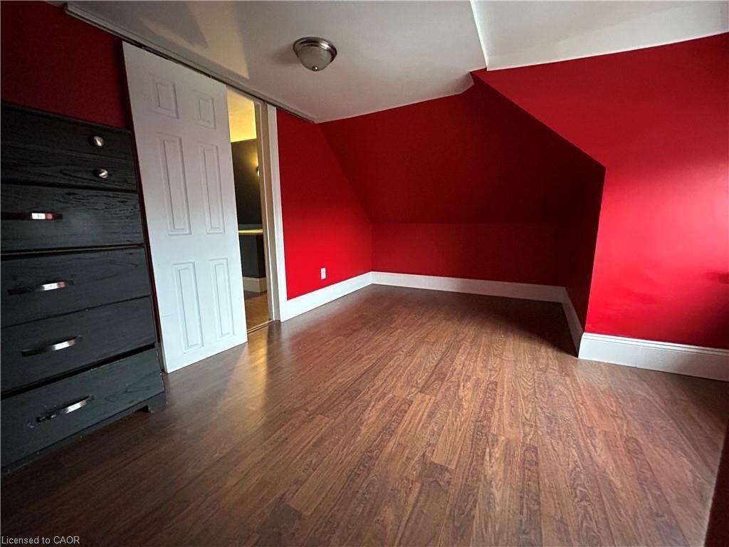 77 Ottawa Street S, Hamilton, ON - Indoor Photo Showing Other Room