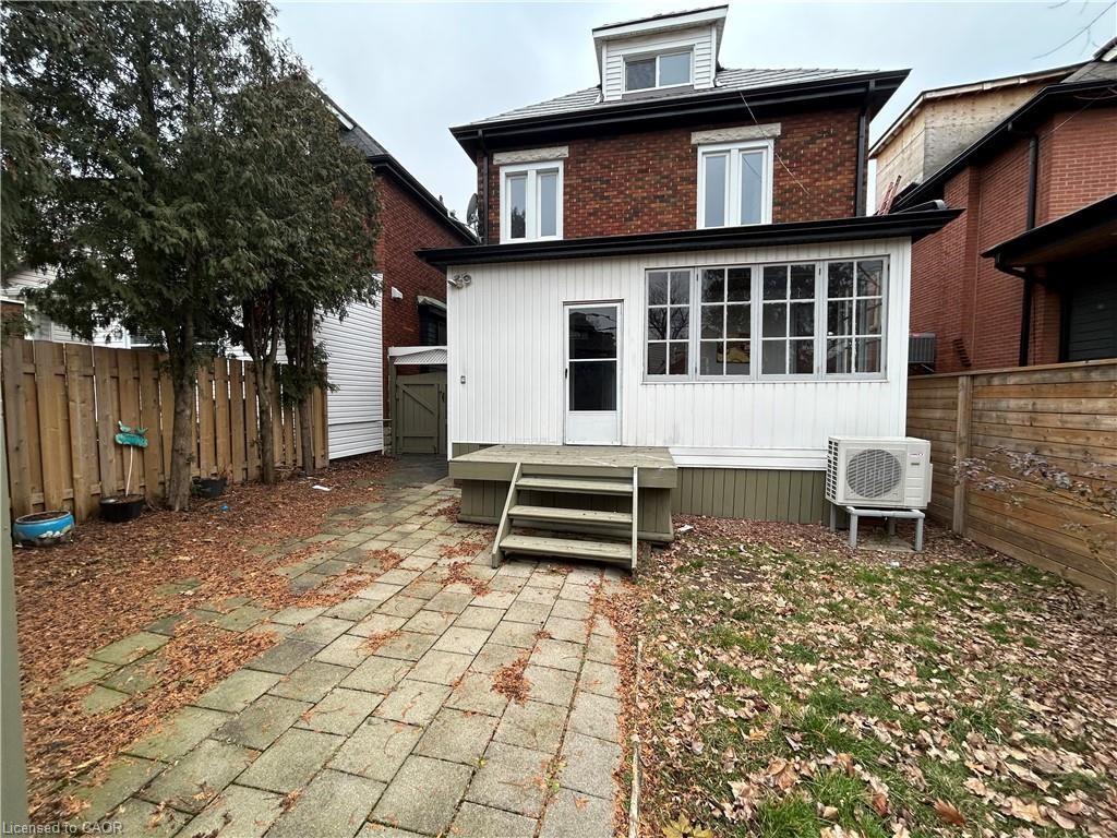 77 Ottawa Street S, Hamilton, ON - Outdoor With Exterior