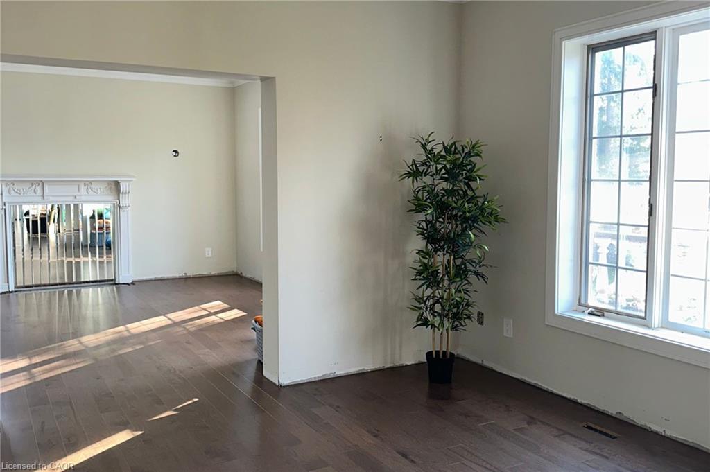 417 Broad Street W, Dunnville, ON - Indoor Photo Showing Other Room