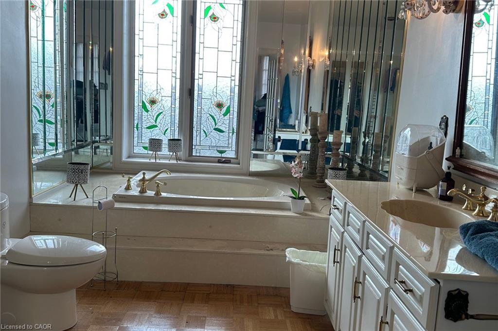 417 Broad Street W, Dunnville, ON - Indoor Photo Showing Bathroom