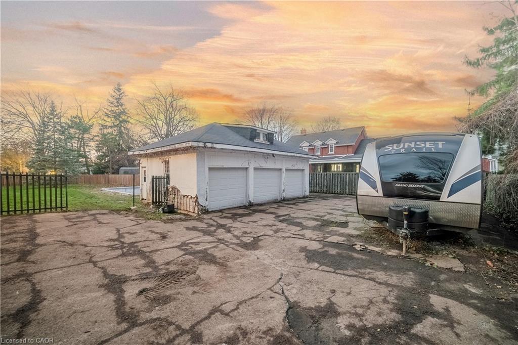 417 Broad Street W, Dunnville, ON - Outdoor