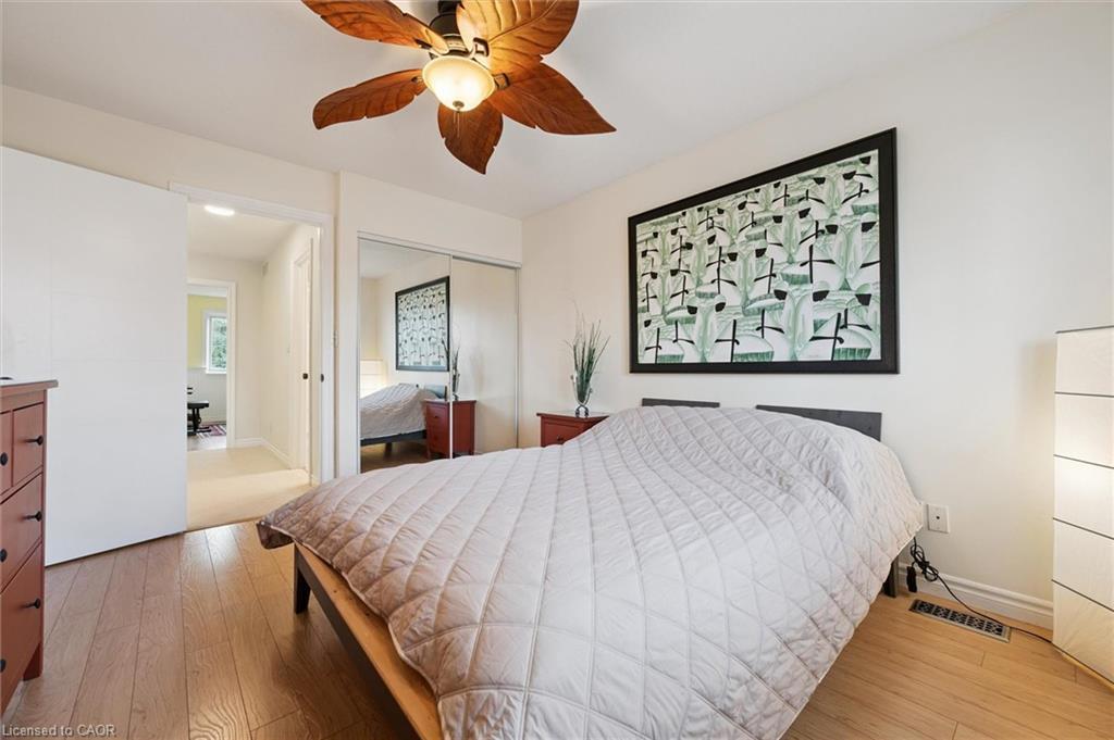 442 Chesapeake Drive, Waterloo, ON - Indoor Photo Showing Bedroom