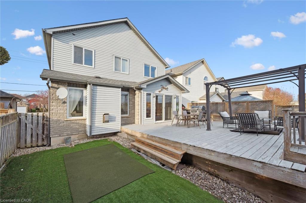 442 Chesapeake Drive, Waterloo, ON - Outdoor With Deck Patio Veranda With Exterior