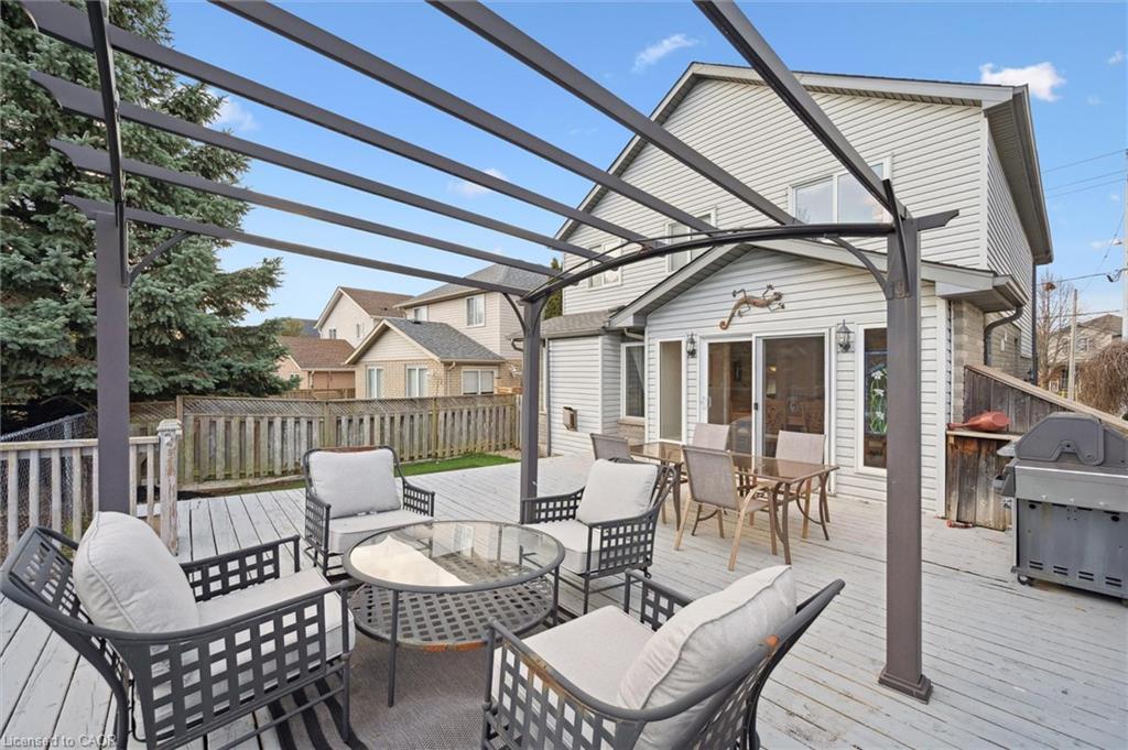 442 Chesapeake Drive, Waterloo, ON - Outdoor With Deck Patio Veranda