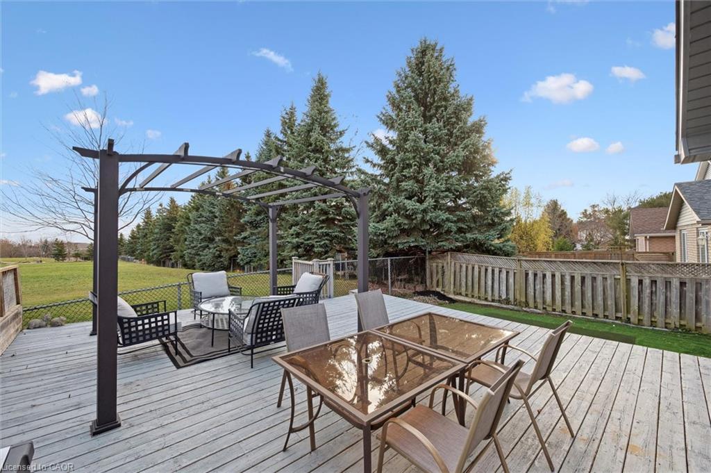 442 Chesapeake Drive, Waterloo, ON - Outdoor With Deck Patio Veranda With Exterior