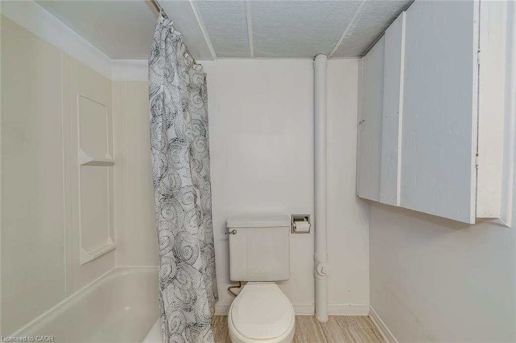 14-1548 Newlands Crescent, Burlington, ON - Indoor Photo Showing Bathroom