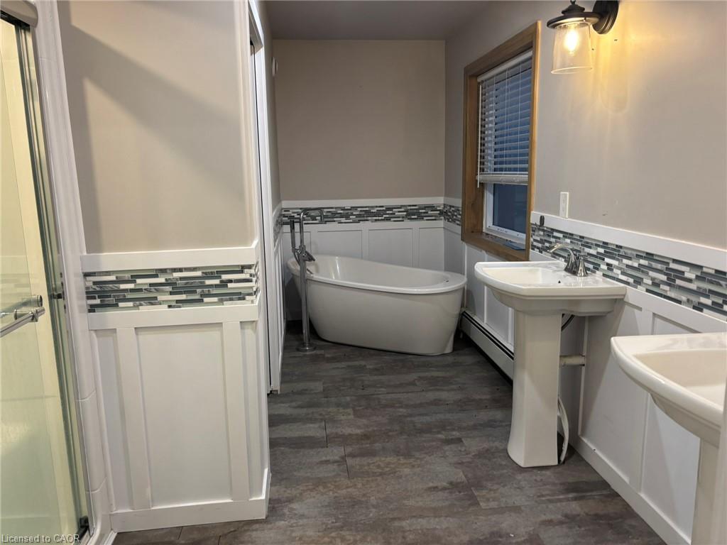 2916 Shannonville Road, Tyendinaga, ON - Indoor Photo Showing Bathroom