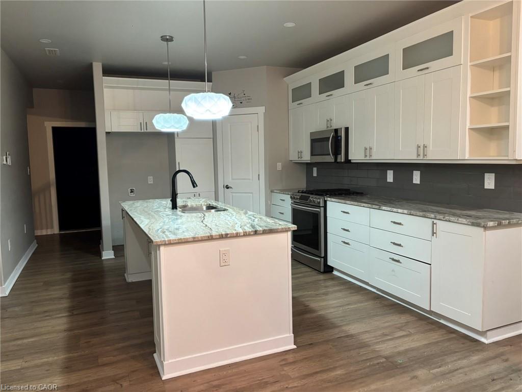 2916 Shannonville Road, Tyendinaga, ON - Indoor Photo Showing Kitchen With Upgraded Kitchen