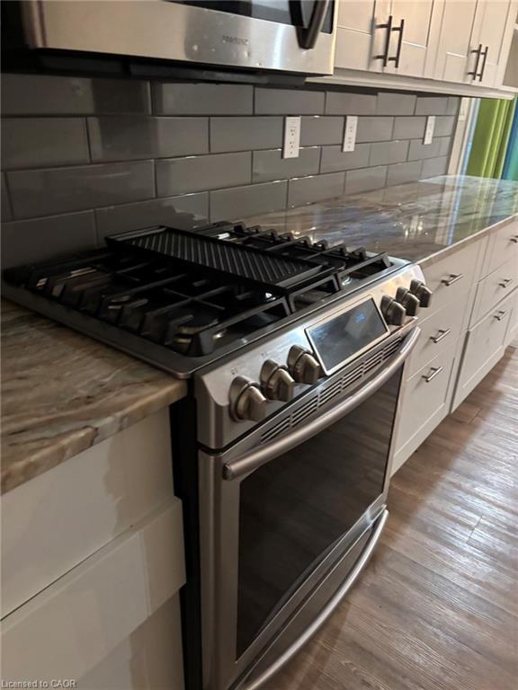 2916 Shannonville Road, Tyendinaga, ON - Indoor Photo Showing Kitchen