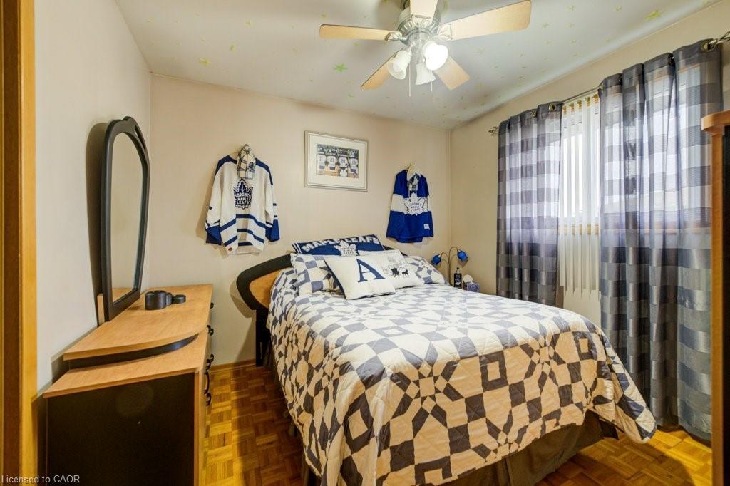 131 Thunderbird Drive, Cambridge, ON - Indoor Photo Showing Bedroom