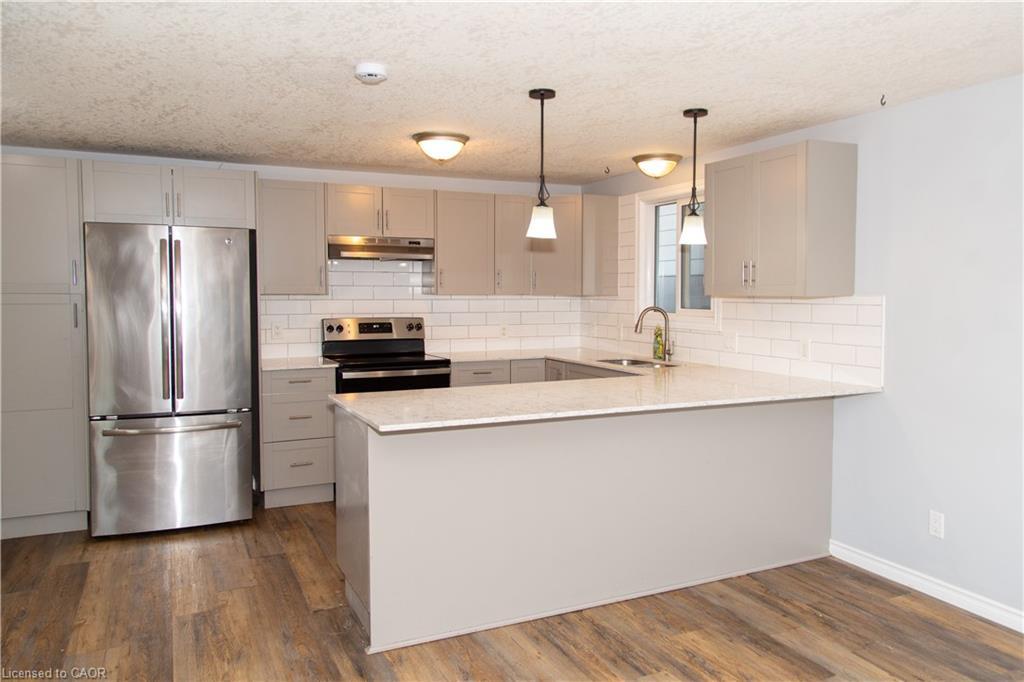 99 Broken Oak Crescent, Kitchener, ON - Indoor Photo Showing Kitchen With Stainless Steel Kitchen