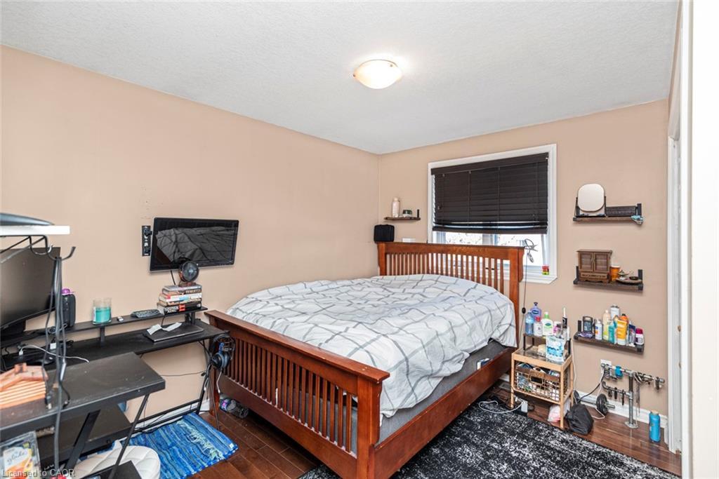 91 Thorburn Street S, Cayuga, ON - Indoor Photo Showing Bedroom