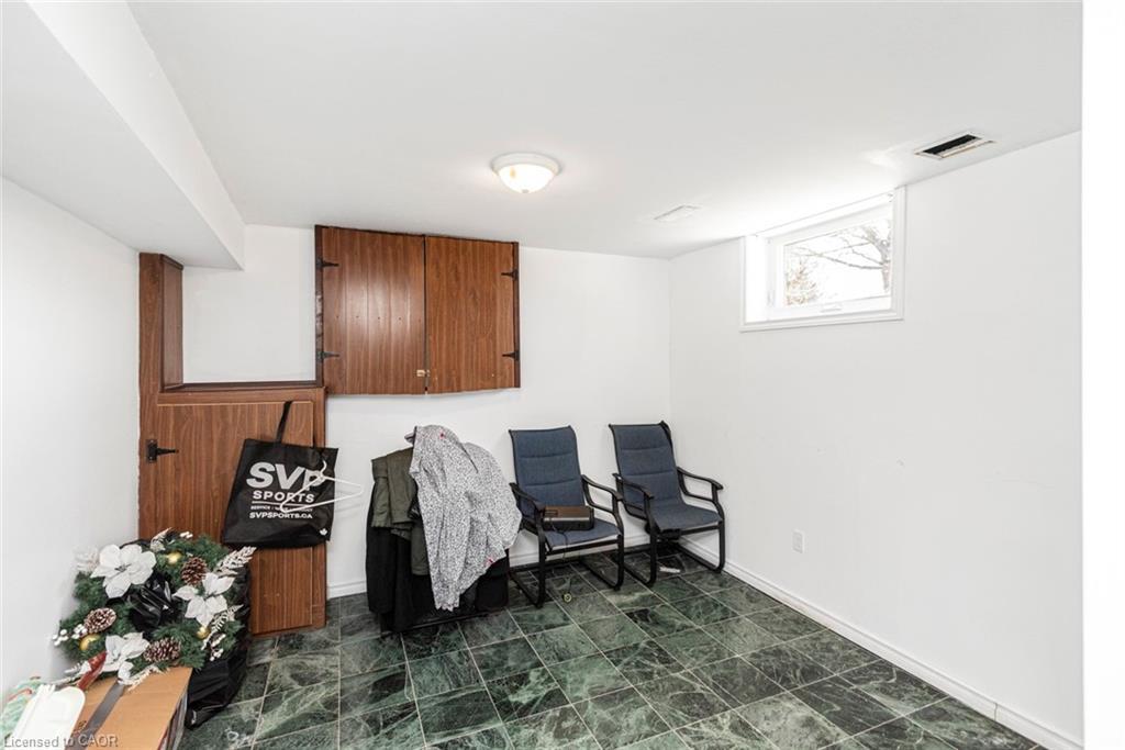 91 Thorburn Street S, Cayuga, ON - Indoor Photo Showing Other Room