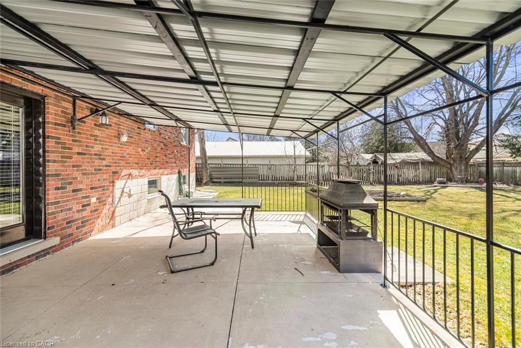 91 Thorburn Street S, Cayuga, ON - Outdoor With Exterior