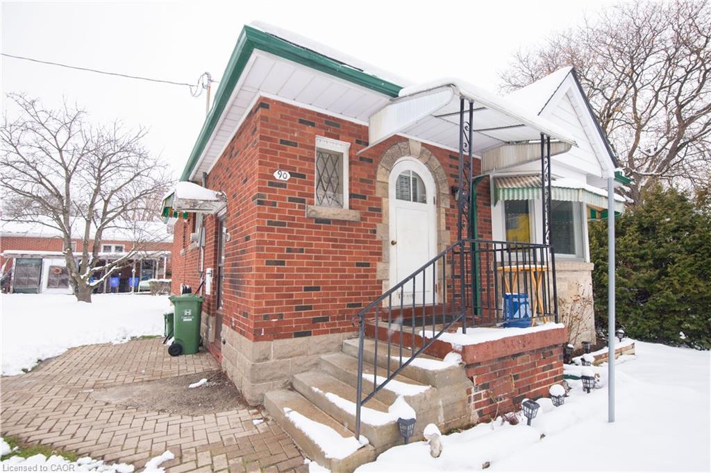 90 Osler Drive, Dundas, ON - Outdoor