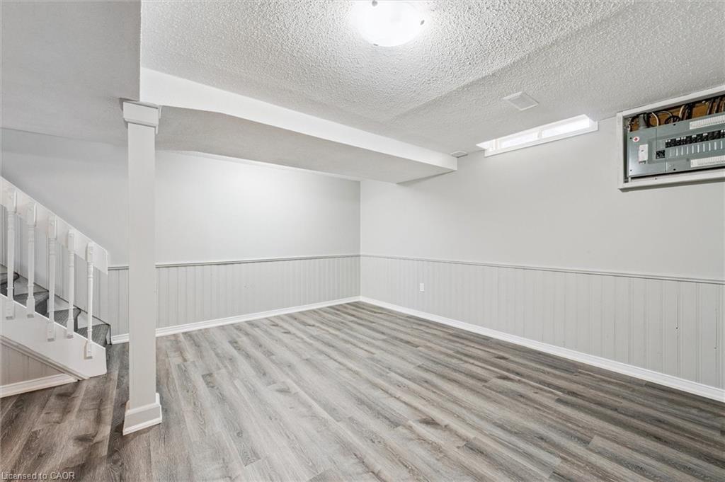 51-210 Glamis Road, Cambridge, ON - Indoor Photo Showing Other Room