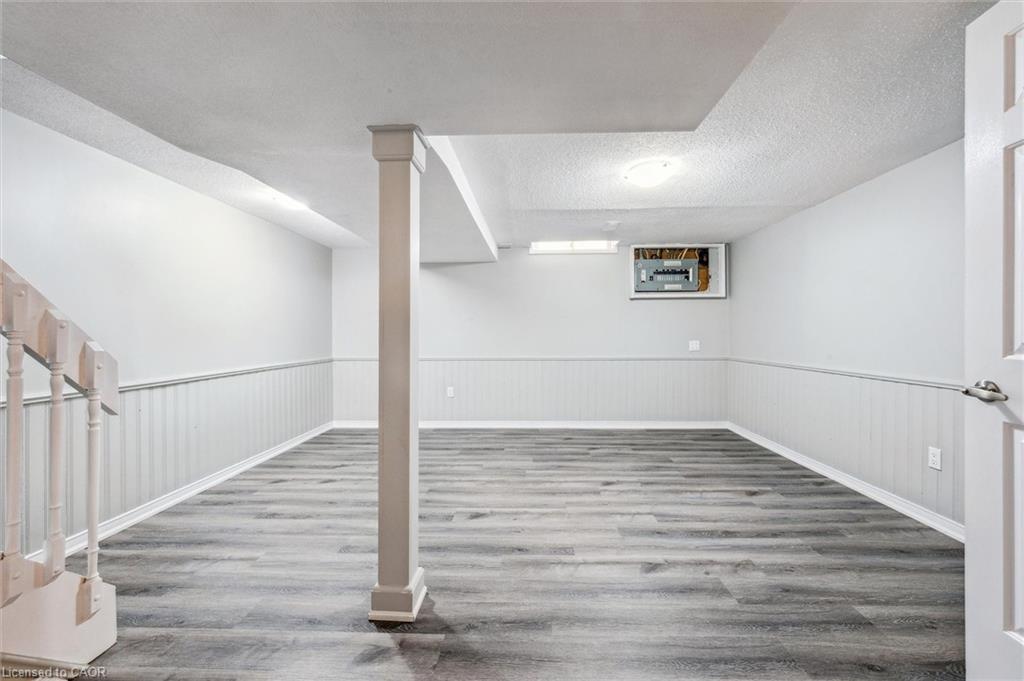 51-210 Glamis Road, Cambridge, ON - Indoor