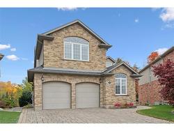 531 Wood Nettle Way Waterloo, ON N2V 2X9