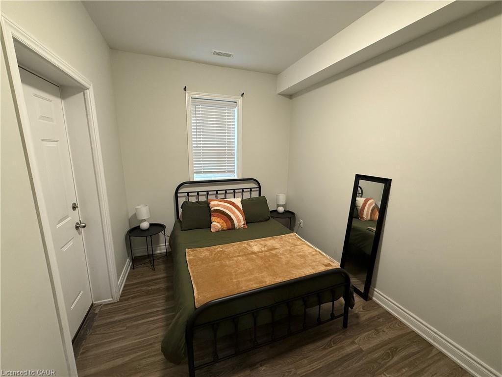 106 Spadina Avenue, Hamilton, ON - Indoor