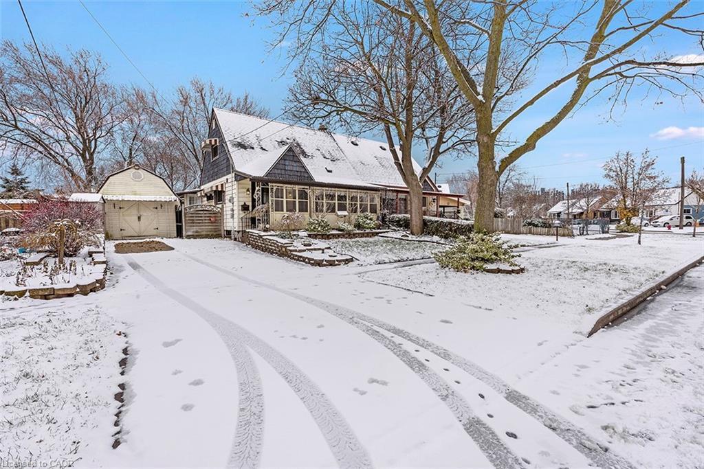 58 Eastvale Place, Hamilton, ON - Outdoor