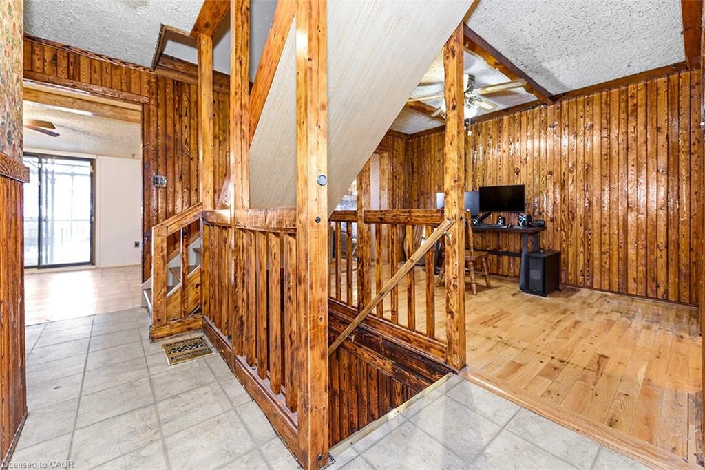 58 Eastvale Place, Hamilton, ON - Indoor Photo Showing Other Room