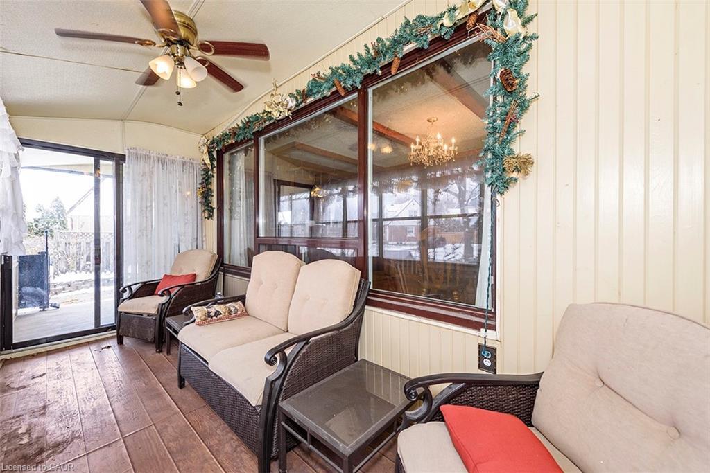 58 Eastvale Place, Hamilton, ON - With Deck Patio Veranda With Exterior