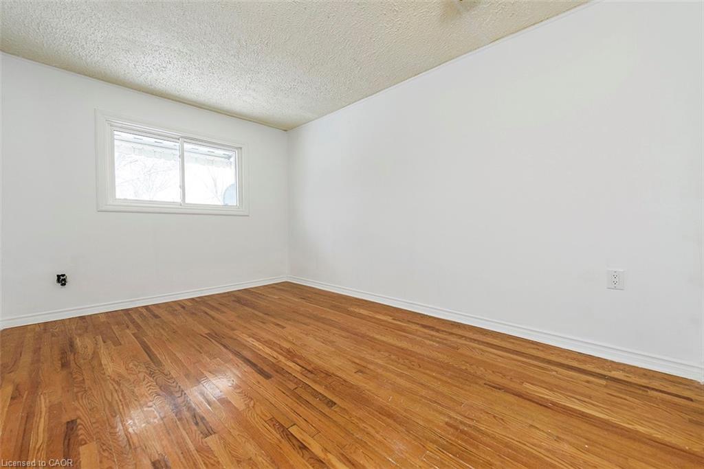 58 Eastvale Place, Hamilton, ON - Indoor Photo Showing Other Room