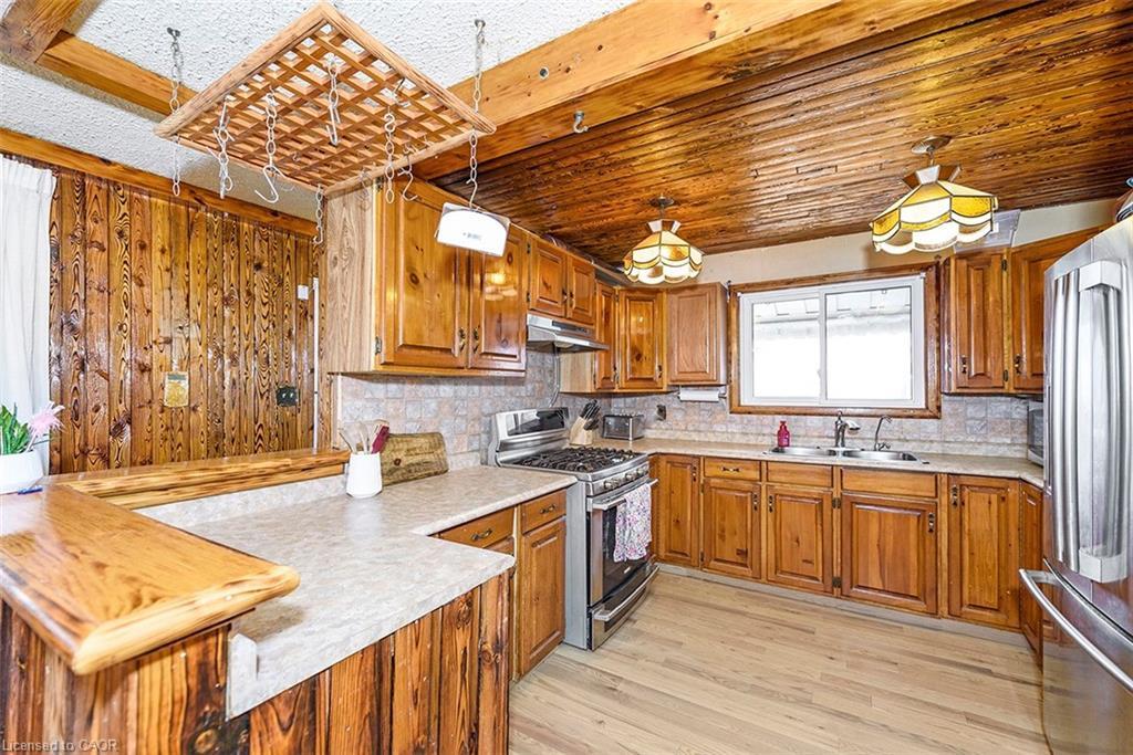 58 Eastvale Place, Hamilton, ON - Indoor Photo Showing Kitchen With Double Sink