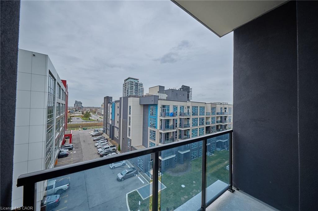 530-16 Concord Place, Grimsby, ON - Outdoor With Exterior