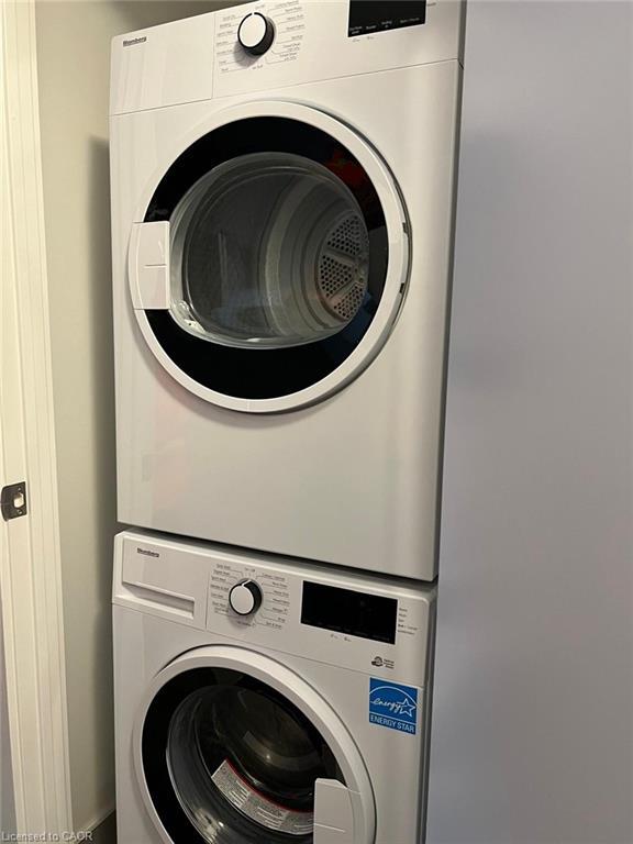 405-5 Wellington Street S, Kitchener, ON - Indoor Photo Showing Laundry Room