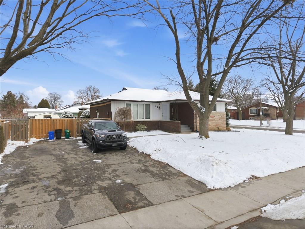 Lower-92 South Bend Road W, Hamilton, ON - Outdoor