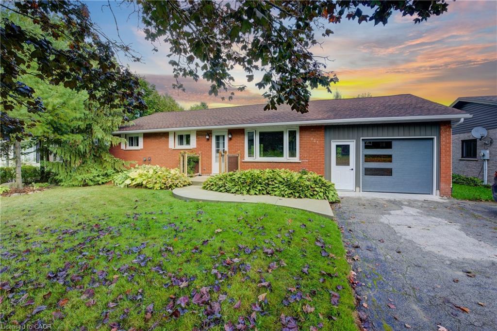 721 Waterloo Street, Mount Forest, ON - Outdoor