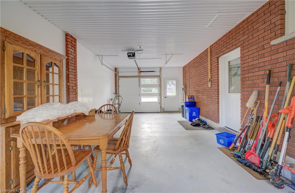 721 Waterloo Street, Mount Forest, ON - Indoor