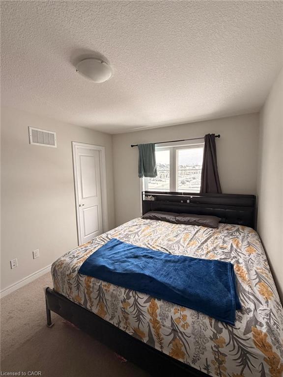 11 Genoa Drive, Hamilton, ON - Indoor Photo Showing Bedroom