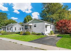 323 North Cayuga Street W Dunnville, ON N1A 1P4