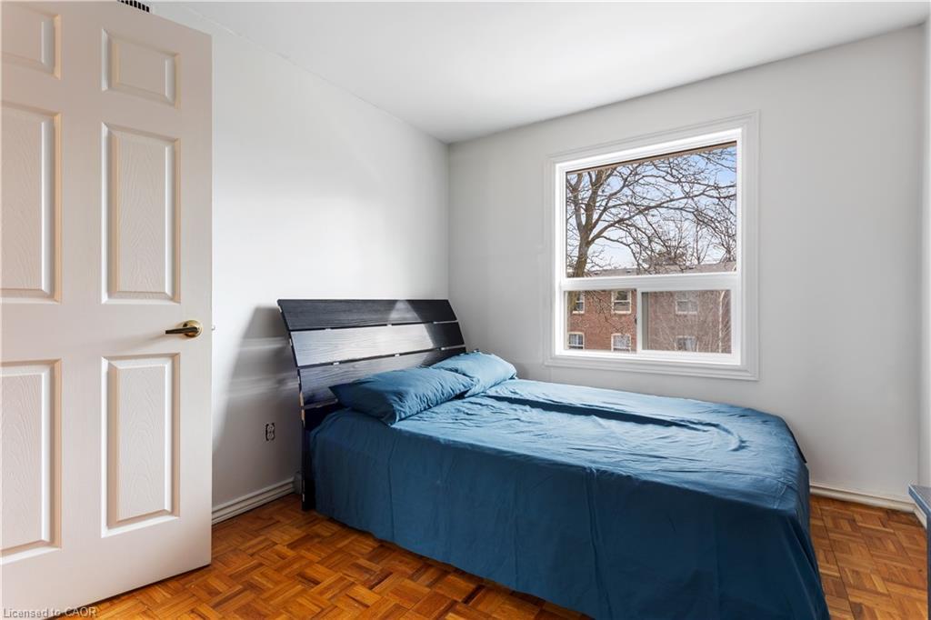 7 Eden Park Drive, Brampton, ON - Indoor Photo Showing Bedroom