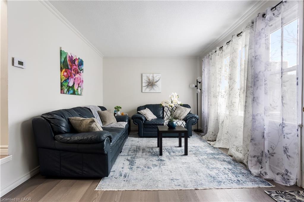 7 Eden Park Drive, Brampton, ON - Indoor Photo Showing Living Room
