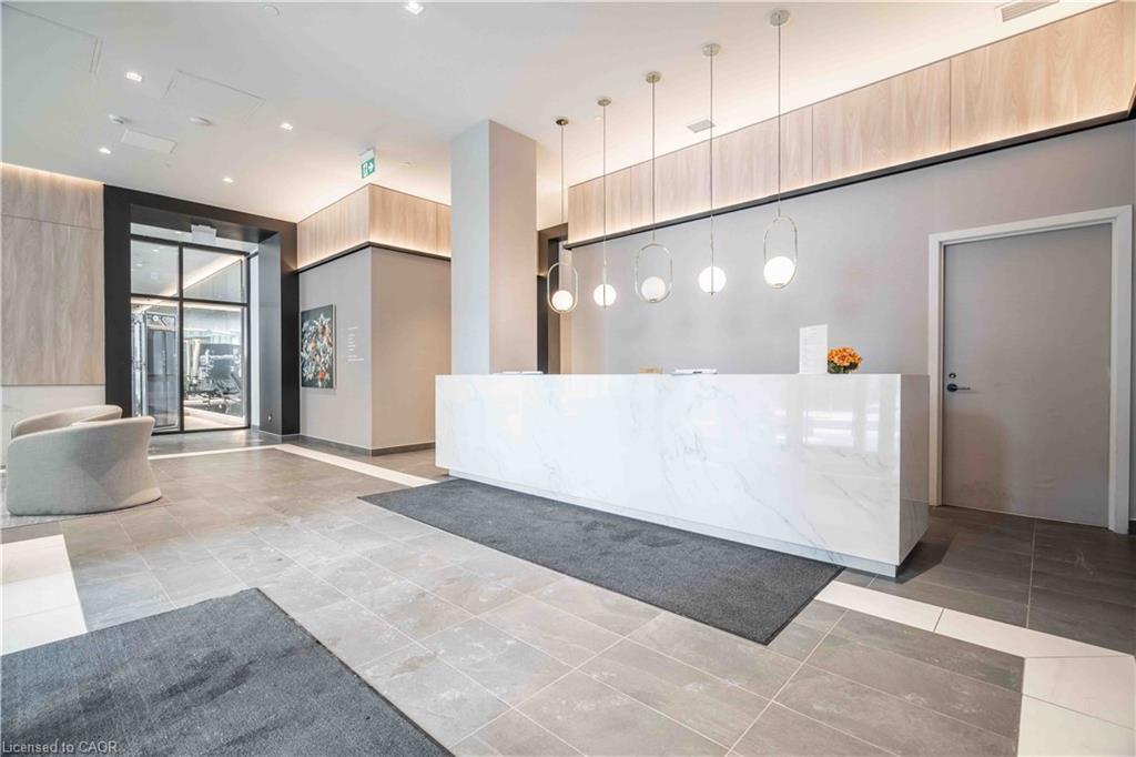 1418-1 Jarvis Street, Hamilton, ON - Indoor Photo Showing Other Room