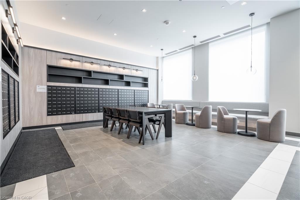 1418-1 Jarvis Street, Hamilton, ON - Indoor