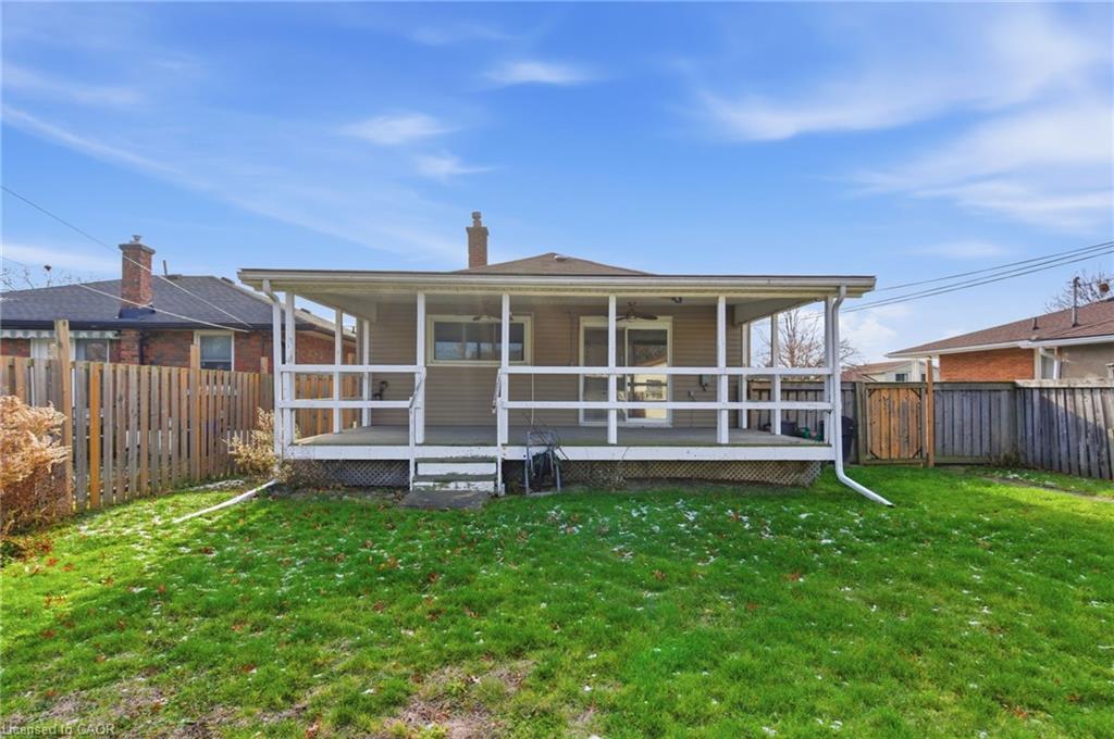 66 Rose Avenue, Thorold, ON - Outdoor With Deck Patio Veranda